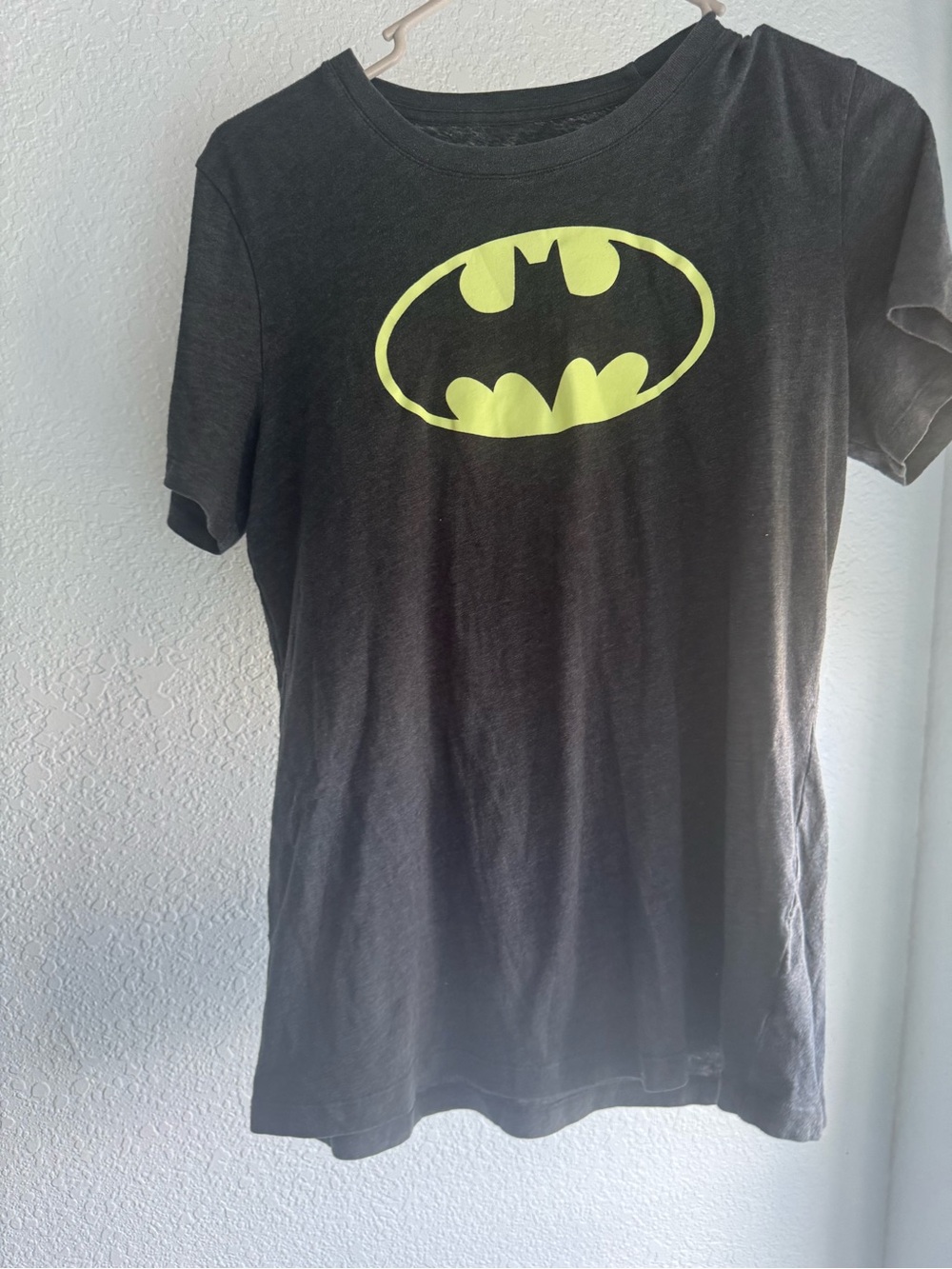 Batman Logo Short Sleeve women’s large under armor shirt